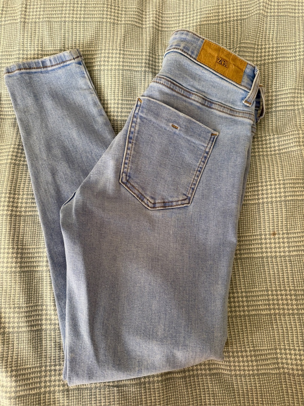 Zara Light Wash Skinny Jeans in Pale Blue